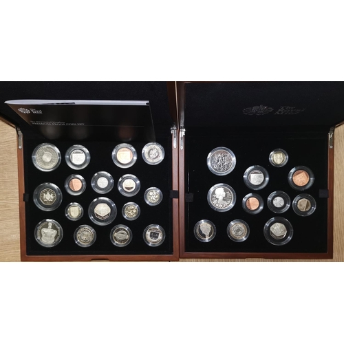391 - GB: Executive Proof Coin Sets 2012, 2013, each in wood case (2)