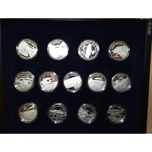401 - GB Royal Mint: History of Powered flight, 13 silver proof Solomon Island $25 coins in presentation c... 