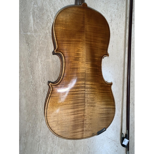 686 - A late 19th/early 20th century violin with 2 piece back L36 cms with 2 bows & hard case