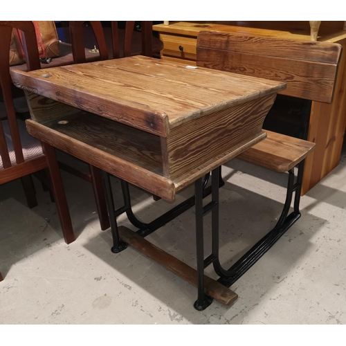 621 - A late 19th century pine school desk