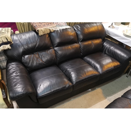 636a - A mod 3 seater settee and matching armchair in black leather effect