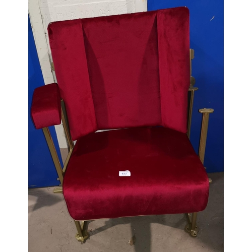 622 - An early 20th century run of 5 cinema seats, ends restored in gold finish, seats and backs requiring... 