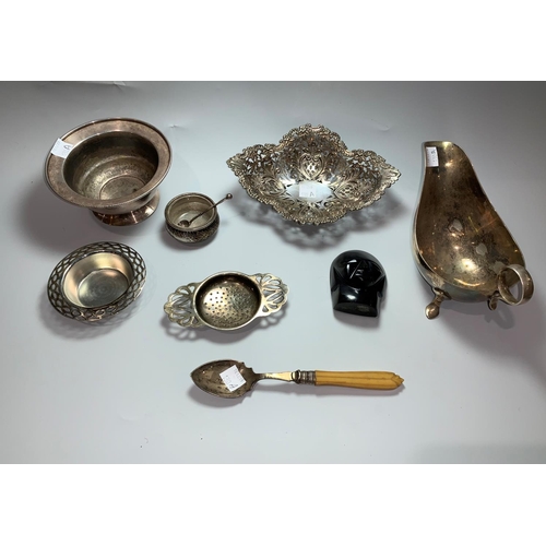 130a - A hallmarked silver pierced dish on oval foot, Sheffield 1907, 4.3 oz; a hallmarked silver salt and ... 