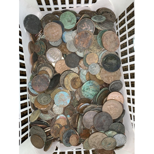 181 - A quantity of metal detector finds from the Channel Islands, over 4 kg