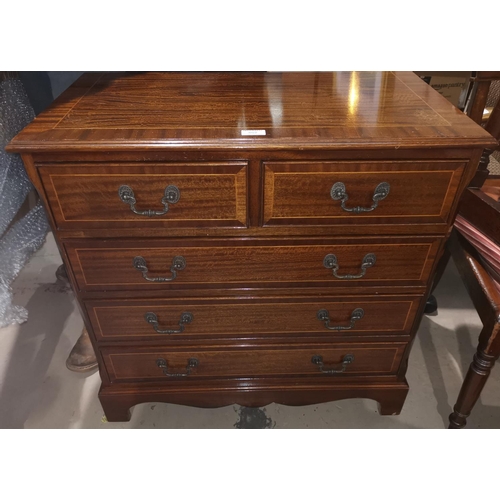 462 - A modern mahogany reproduction dwarf chest of 3 long and 2 short drawers
