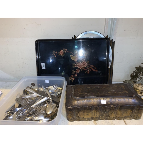 164 - A Japanese lacquer box; a similar tray; a selection of collectables; monogrammed Mappin & Webb cutle... 