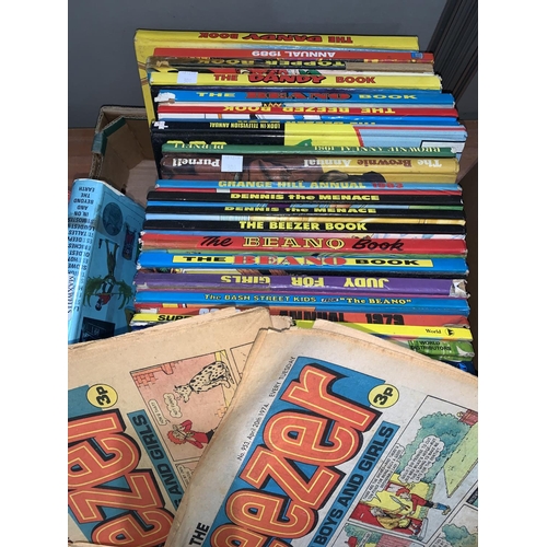 300 - A selection of Beezer comics and childrens annuals