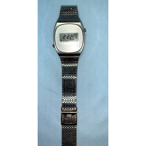 304 - A gents Omega stainless steel quartz wristwatch
