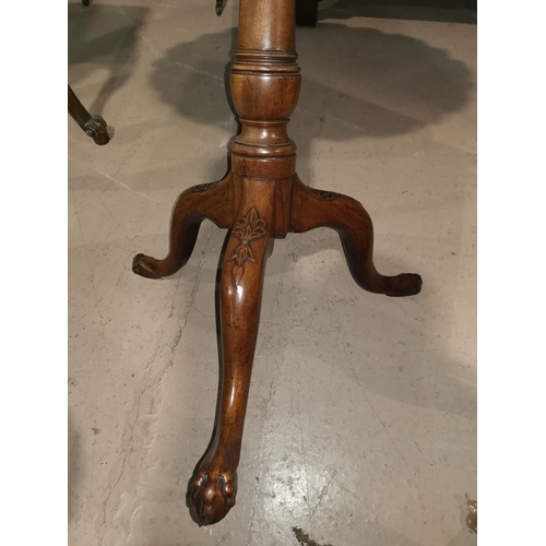 598 - A Georgian mahogany pedestal table with circular scalloped tray top, birdcage action, turned column ... 