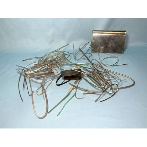 311 - A quantity of white metal wire scrap, 19 ozt