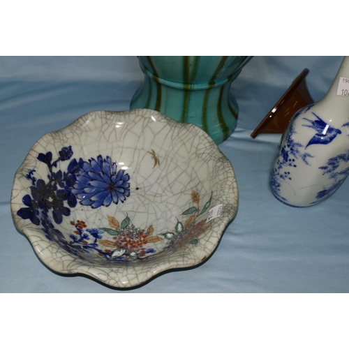 102a - A Japanese Kutani porcelain bottle vase, 18 cm; a bowl with craquelure glaze, 22 cm; a large orienta... 