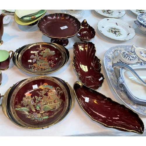 205 - Two Carltonware Rouge Royale fruit dishes; 4 other pieces