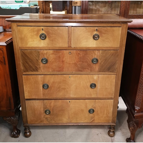 620 - An early 20th century walnut chest of 3 long and 2 short drawers