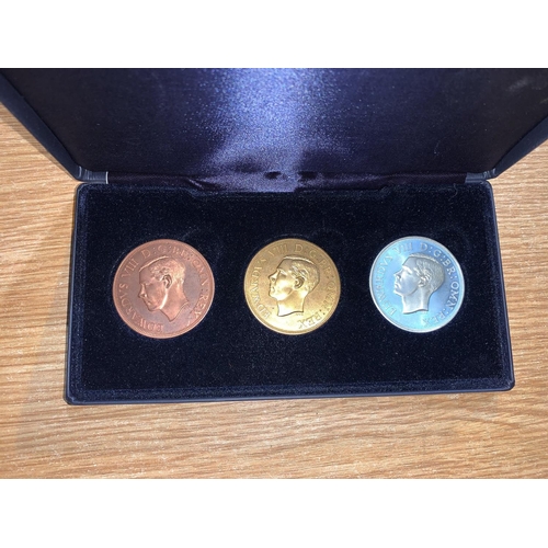 445 - A set of 3 EVIII GB pattern coins, cased