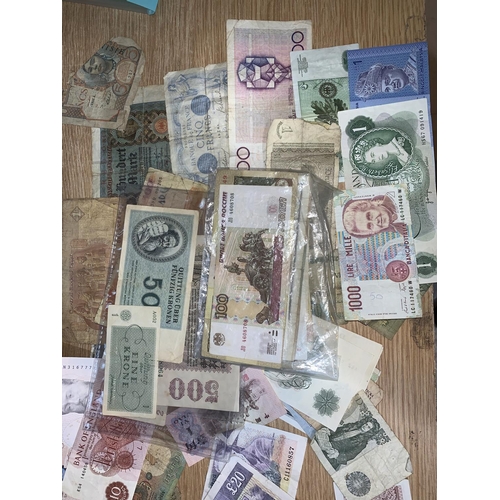 436 - A selection of World bank notes