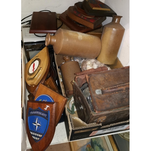 303 - A selection of collectibles including wall plaques, shells etc