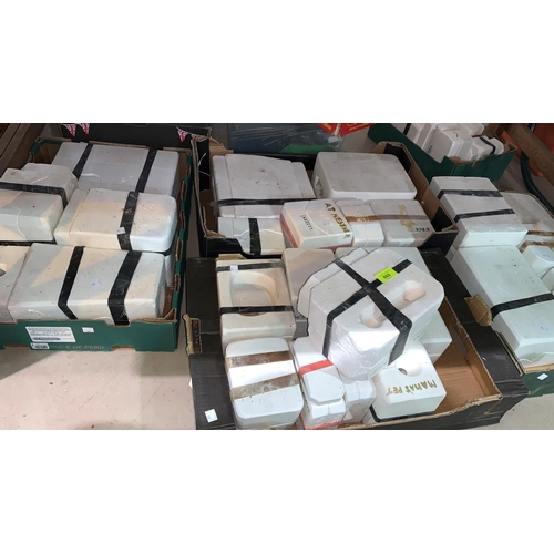 860 - A large selection of molds for various doll parts