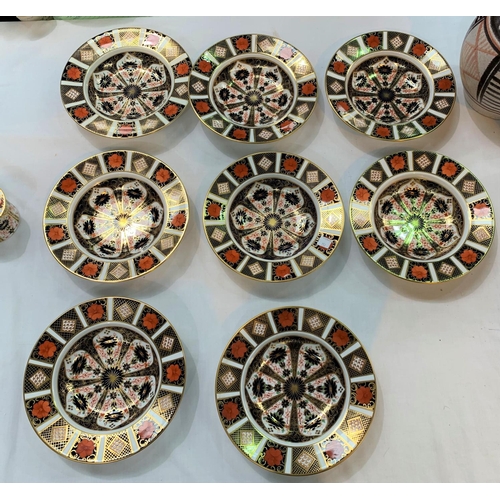 151 - 8 Royal Crown Derby Imari pattern soup bowls 128xxx, diameter 21