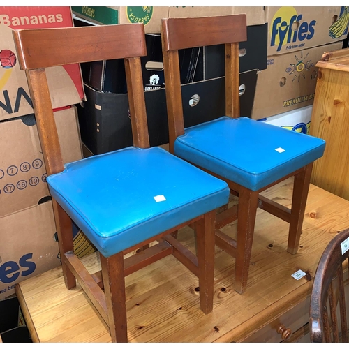 680 - A pair of vintage child's chairs with blue cushions; A mid 20 century style moulded child's chair in... 