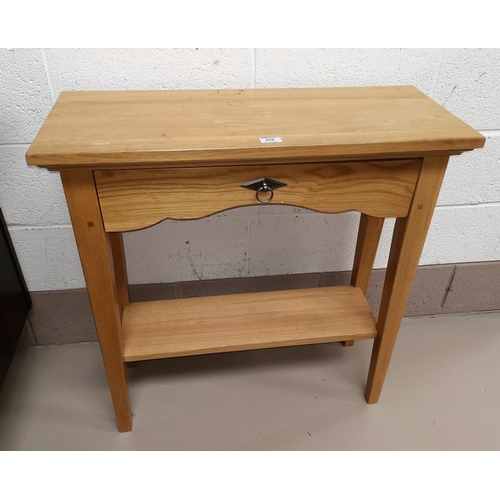 570 - A modern light oak 2 tier hall/side table