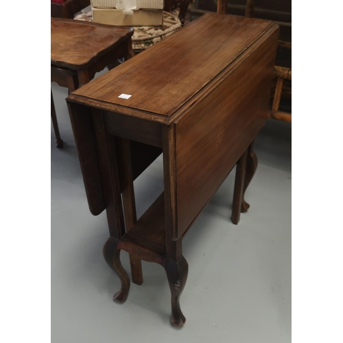 569C - Am early 20th century mahogany Sutherland table