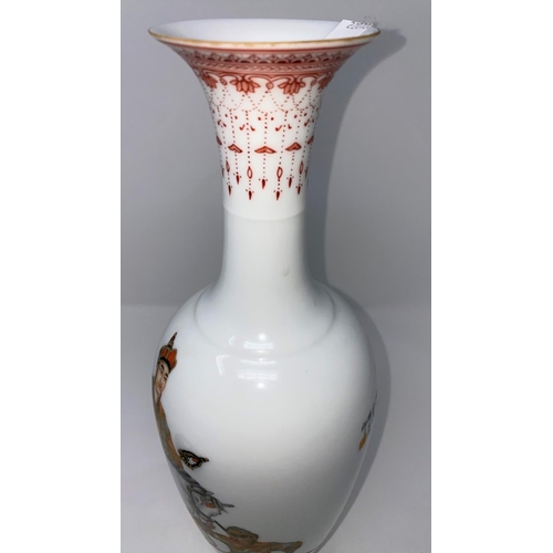 310a - A Chinese Republic style eggshell vase with detailed decoration Journey to the West, on stand, heigh... 