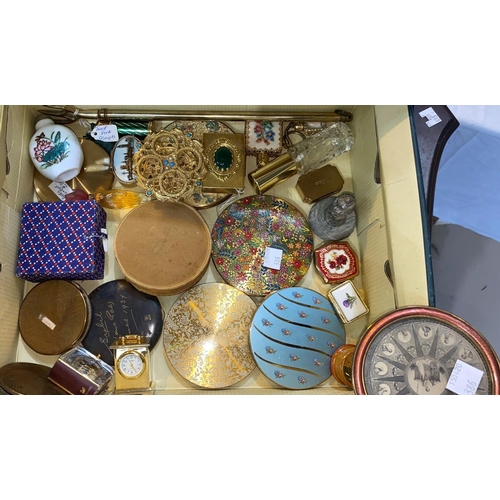 386 - A selection of collectables:  compacts; pill boxes; scent bottles; etc.