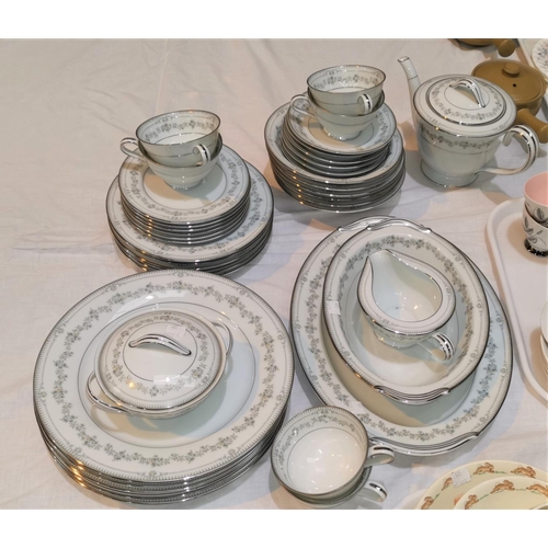 304 - A Noritake 'Norwood' part dinner and tea service (approx 40 pieces