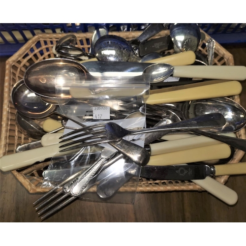 417 - A selection of boxed and loose silver plated cutlery