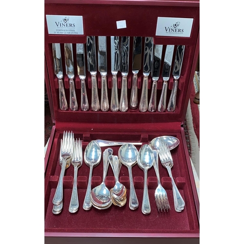 337 - A silver plated canteen of beaded cutlery by Viner's, 6 setting in fitted mahogany effect box