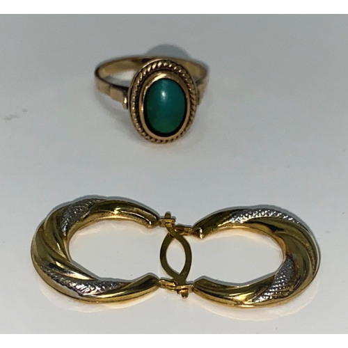 378 - A turquoise set ring stamped '14k', 3.9 gm; a pair of earrings stamped '375', 1 gm
