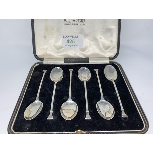 425 - A cased set of six hall mark silver square seal top coffee spoons Sheffield 1927 1.4oz (43gms)