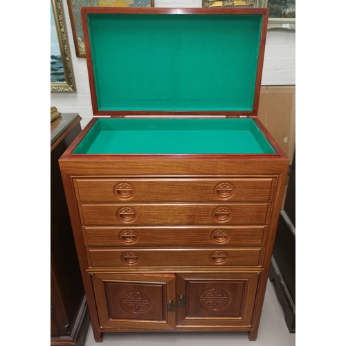 494 - A modern 20th century Chinese cabinet for jade collectors, with hinged top, 4 drawers and double cup... 
