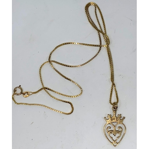 273A - A crown pendant stamped '9ct' on 9 carat hallmarked gold fine box chain, 4.6 gm