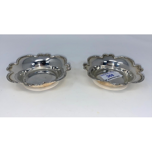 368 - A pair pof hallmarked silver bon bon dishes of square scalloped form, Birmingham 1935 and 1936, 3.4o... 