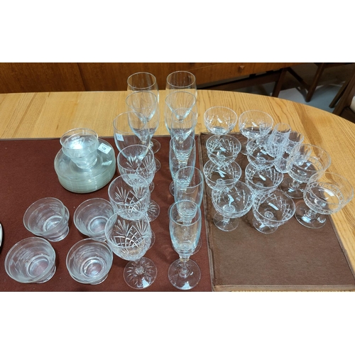 138 - A set of 10 1950's Canadian etched dessert bowls and plates and other glassware