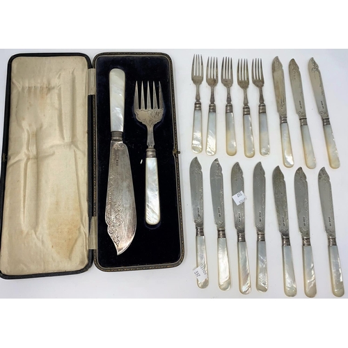 397 - A hallmarked silver and mother-of-pearl pair of fish servers, cased, Sheffield 1927; 10 fish knives ... 