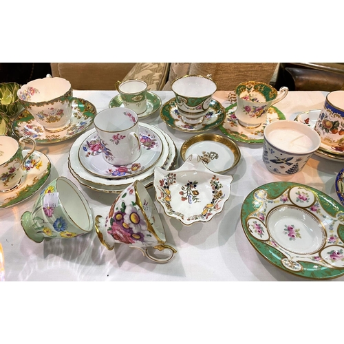 176A - A selection of Royal Crown Derby 