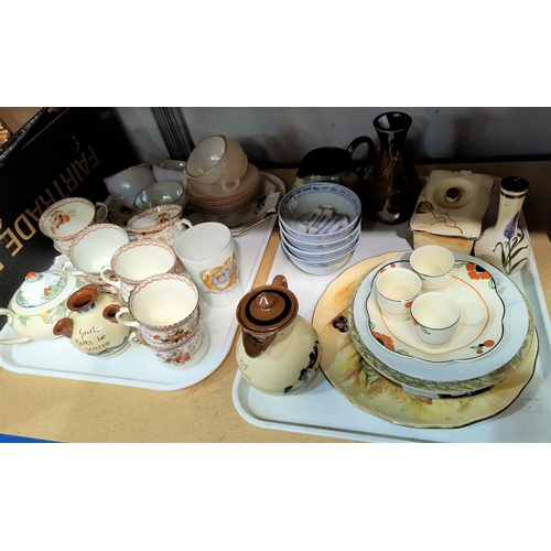 33 - A selection of decorative china and glass; a selection of copper jelly moulds; vintage cake tins; et... 
