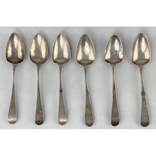 307 - A set of 6 Old English pattern Georgian hallmarked silver tea spoons, London 1801, 2.3oz. (72gm)
