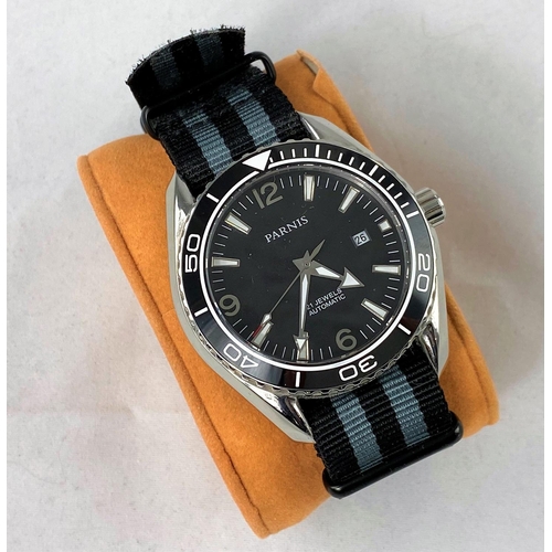 369 - A gents Parnis automatic diver wristwatch with 21 jewels