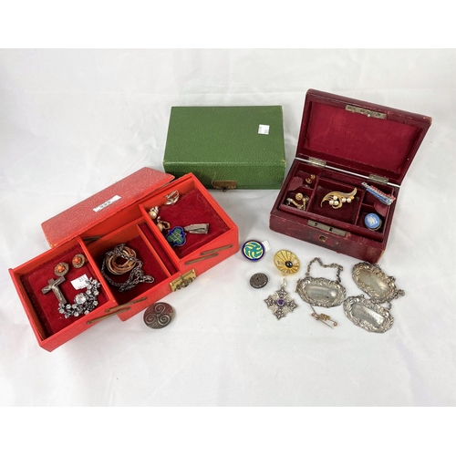 333 - Three leather jewellery boxes and contents