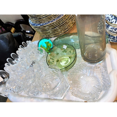 208 - A selection of coloured and decorative glassware