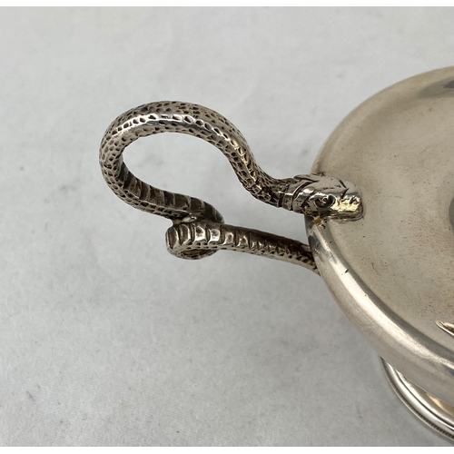 275 - A silver neo classical style table cigar lighter, entwined snake handle, Birmingham 1895, 3.25oz