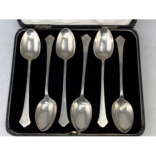 280 - A set of 6 Art Deco silver coffee spoons, 1.6oz, cased