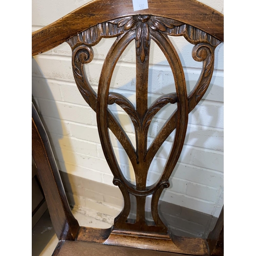 582 - A late 18th/early 19th century set of 6 (4 + 2) elm dining chairs in the 'Country Hepplewhite' style... 