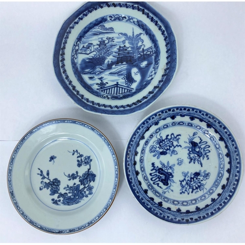 166 - A Chinese octagonal blue and white dish, diameter 29cm and 2 smaller similar blue and white dishes, ... 