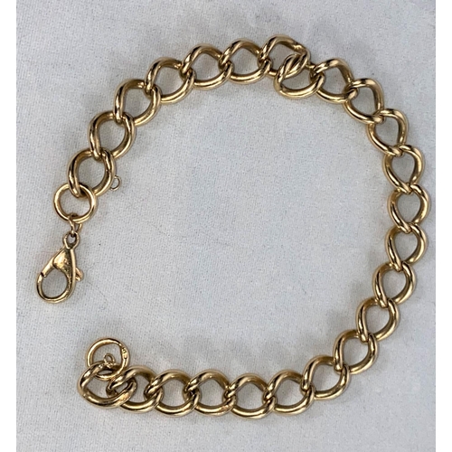 286 - A yellow metal link bracelet stamped 375 23.1gms