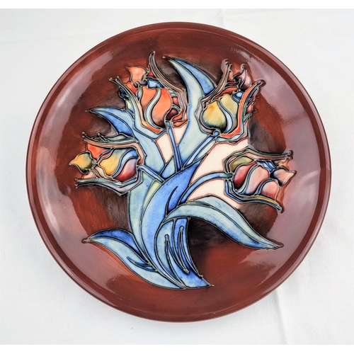 5 - A Moorcroft Tulip plate diameter 26cm