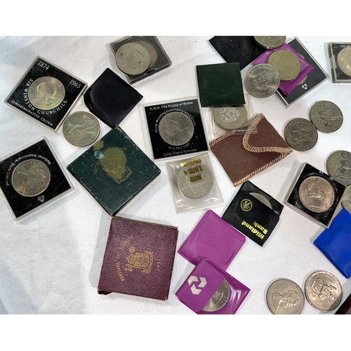 787 - A collection of GB crowns 1951 onwards